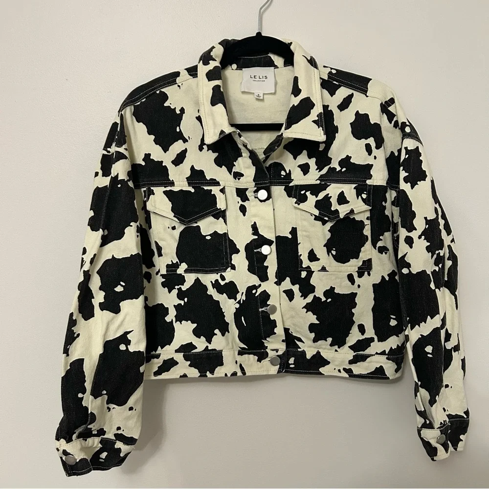 Le Lis Collection Womens Cow Printed Denim Button Up Jacket Small 100% Cotton - Picture 3 of 10